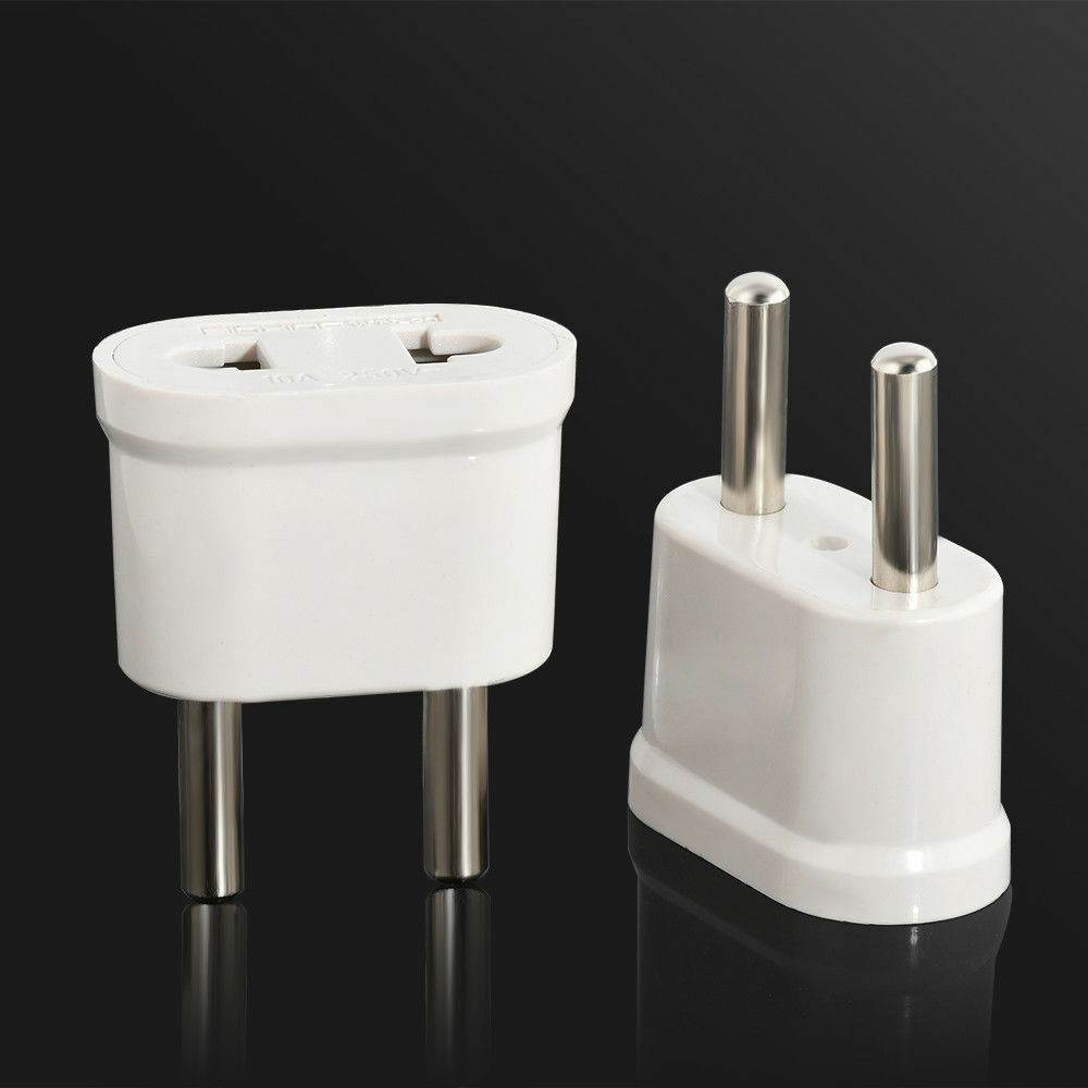 Redukce 110V/220V bílá