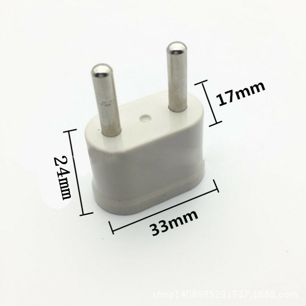 Redukce 110V/220V bílá
